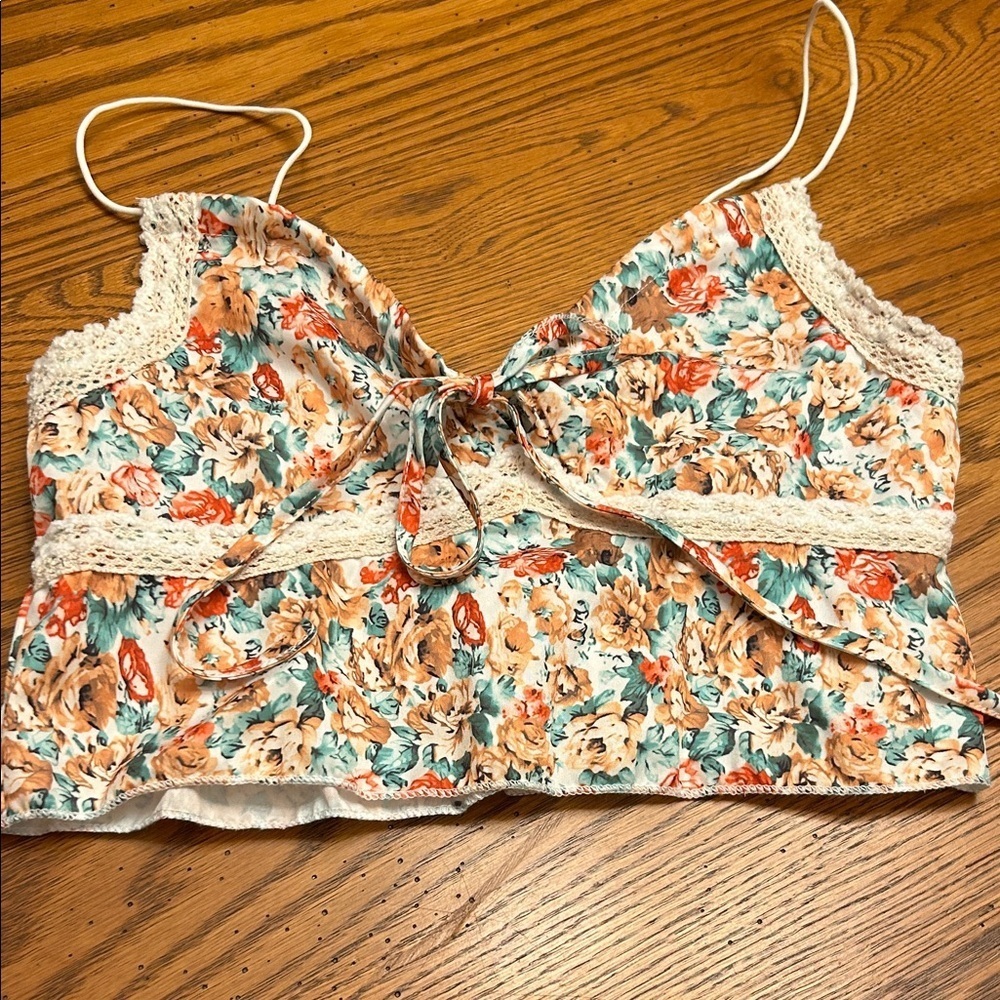SHEIN Floral Lace Trim Camisole in Cream and Orange